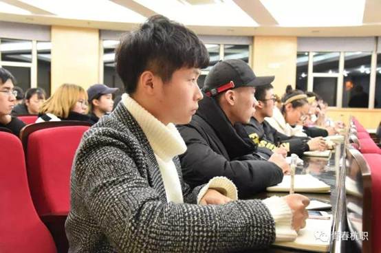 说明:C:\Documents and Settings\Administrator\桌面\学生特写.jpg