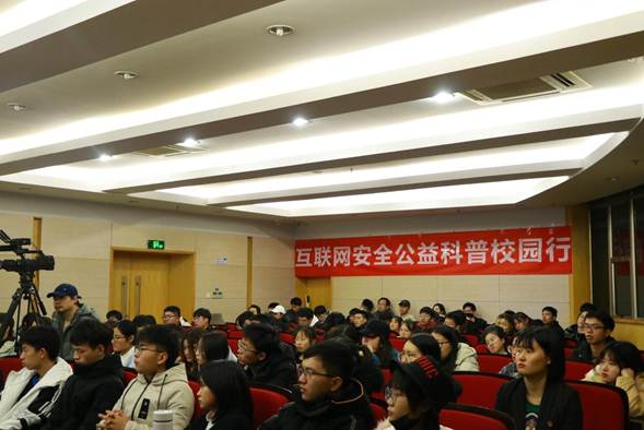 说明:8914d08f4616b263f8094bf4fc06982