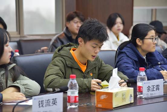 说明:F:\我和党委书记面对面\(2020.1.10)我和党委书记面对面\照片\DSC_7305.JPG